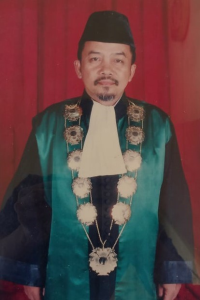 04. EMPUD MAHPUDIN SH. 1996 2001